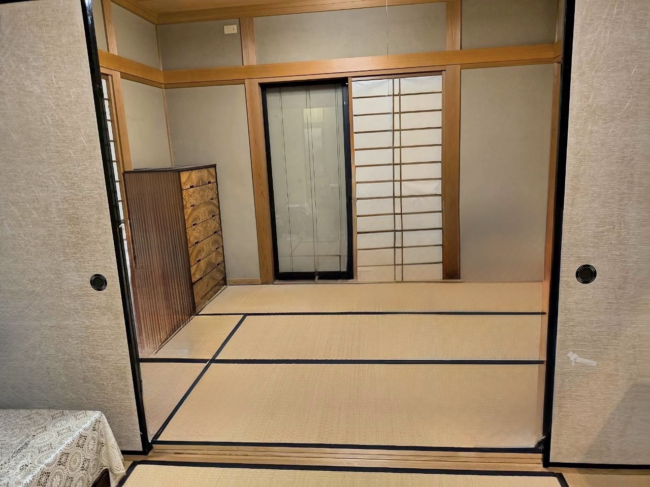 和室（荷物撤去予定）